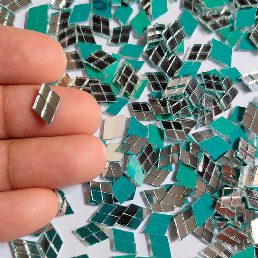 Glass Mirror- Diamond- 4 cut