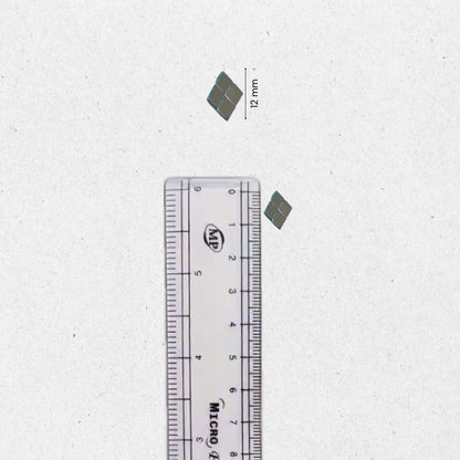 Glass Mirror- Diamond- 4 cut