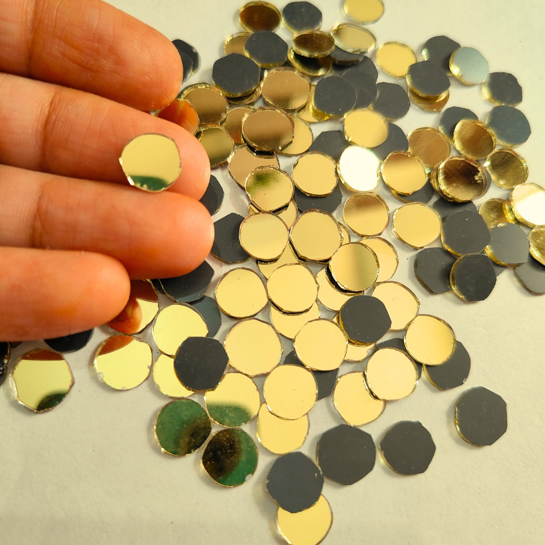 Glass Mirror- Round- Golden- 10MM