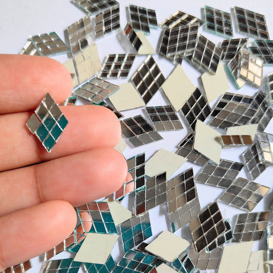 Glass Mirror- Diamond- 9 cut