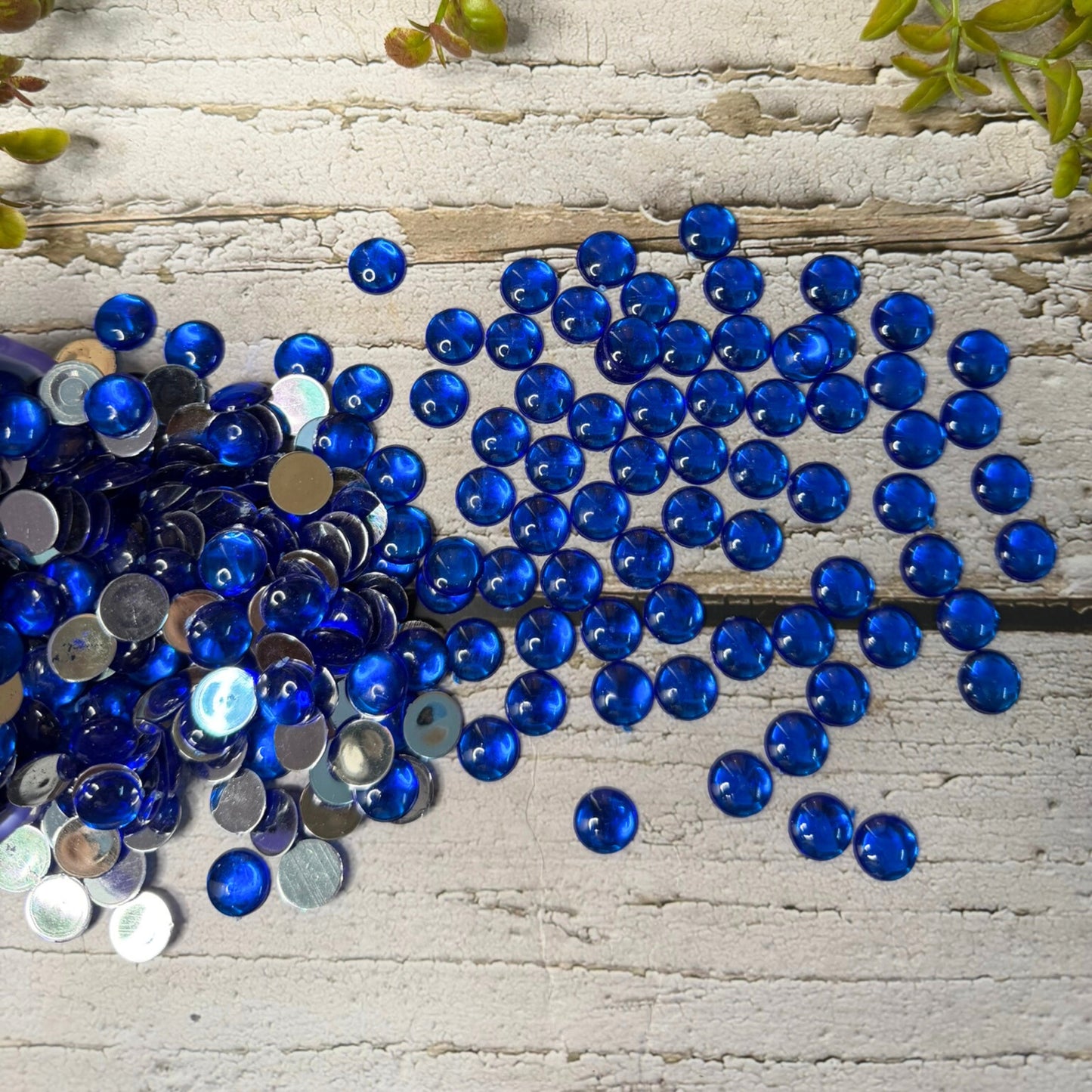 Rhinestones Round Shape