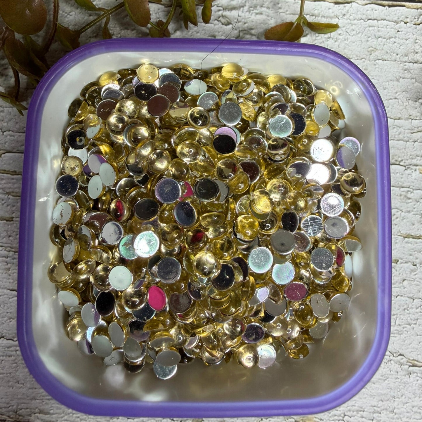 Rhinestones Round Shape