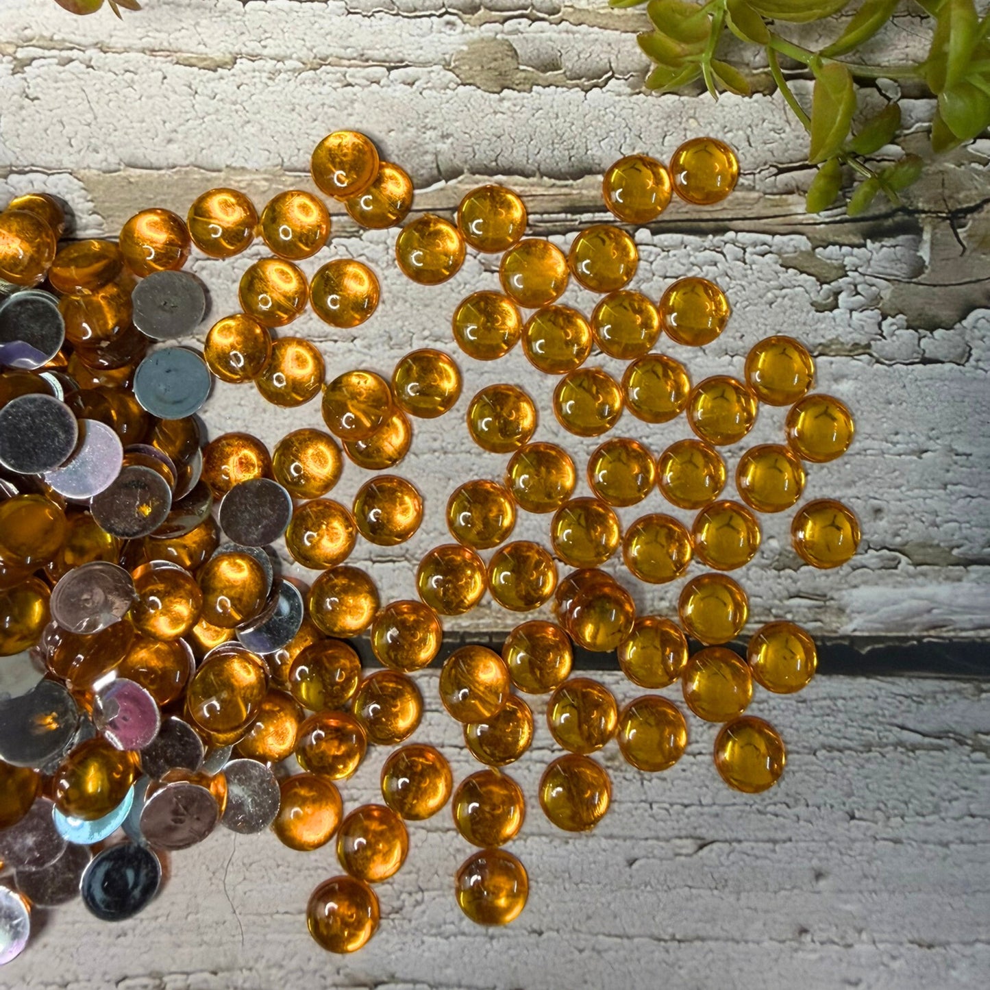 Rhinestones Round Shape