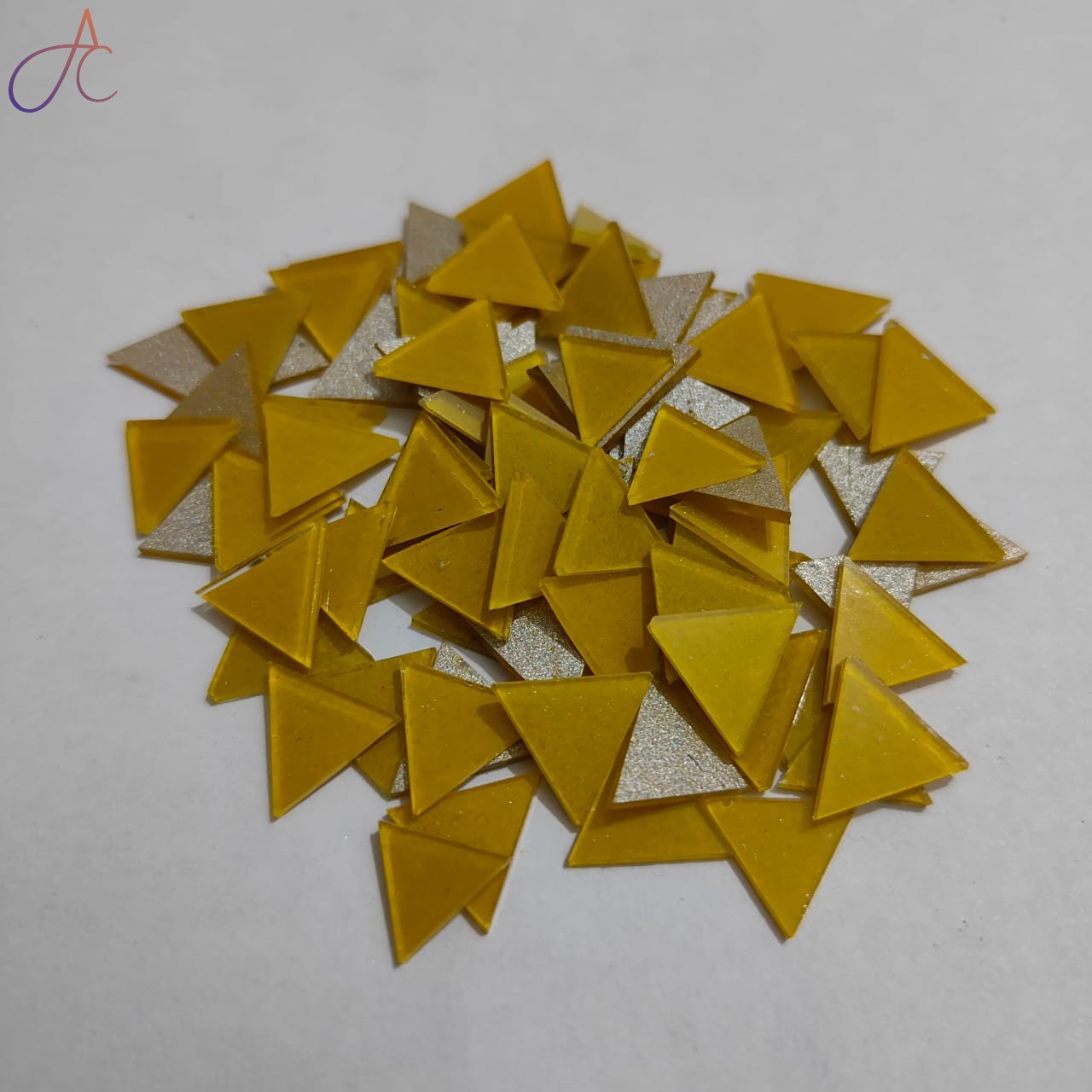 Color Glass Mirror-Triangle- 13MM